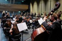 Lena-Lisa Wüstendörfer mit ihrem Swiss Orchestra